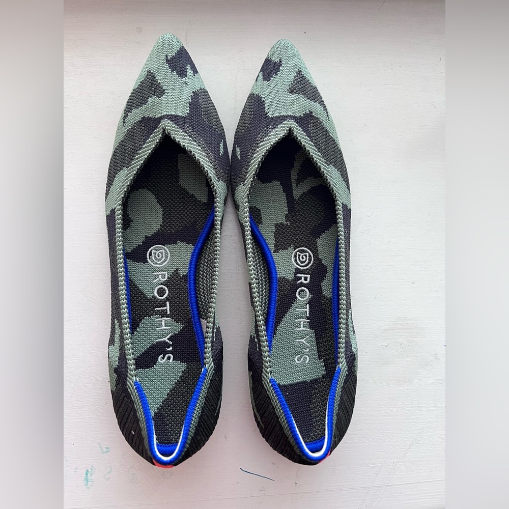 Rothy’s green camo points size 9